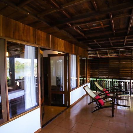 Les 3 Elephants Cherai Beach Room photo