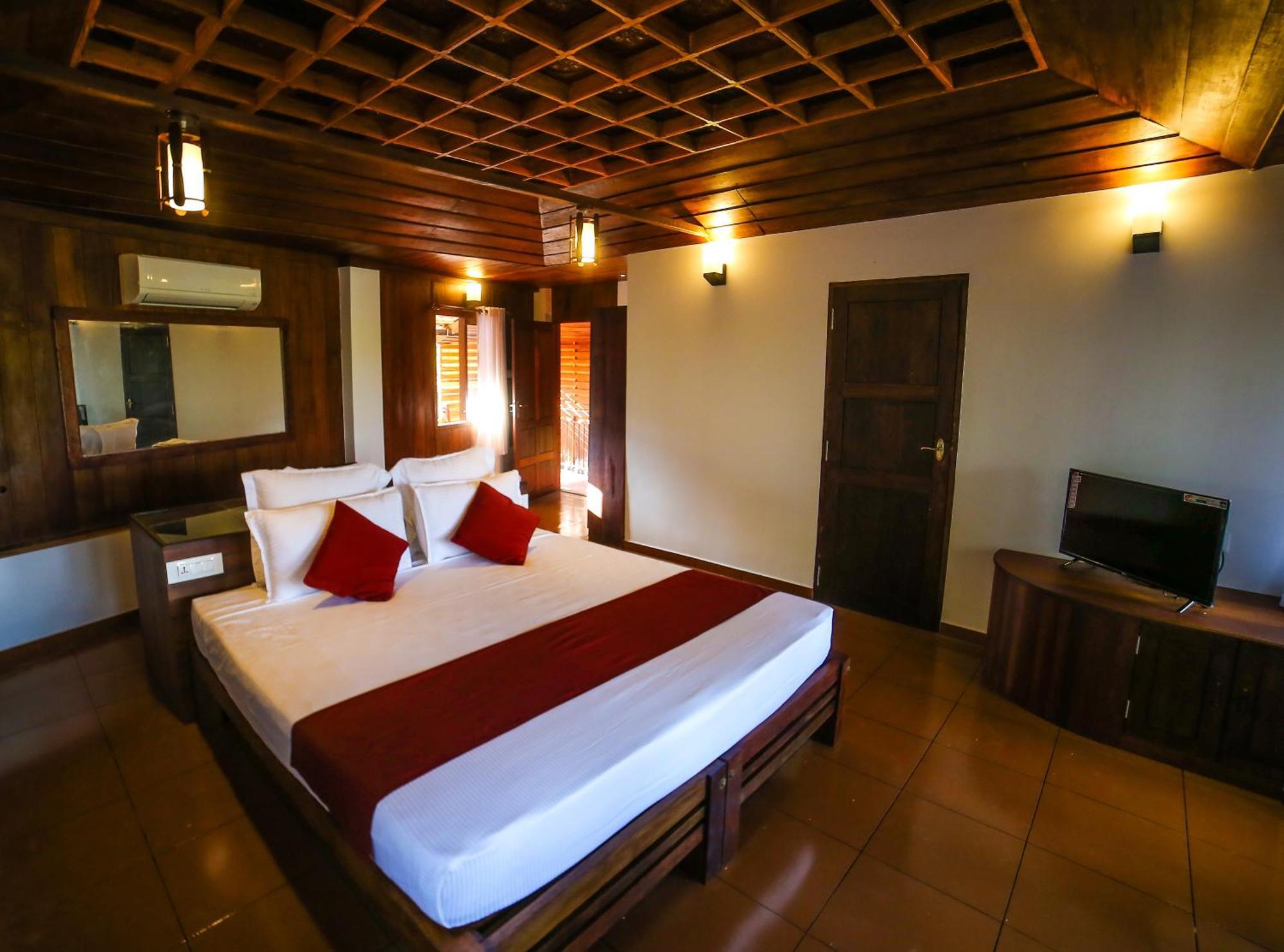 Les 3 Elephants Cherai Beach Room photo