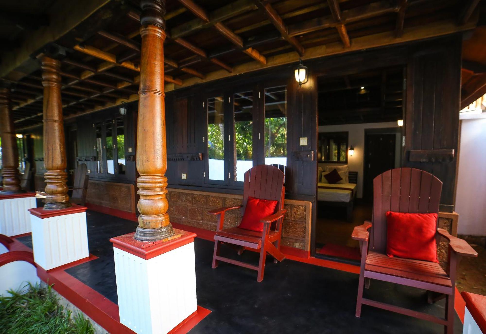 Les 3 Elephants Cherai Beach Room photo